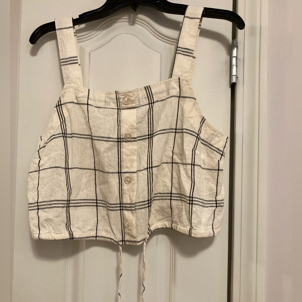 A New Day top with drawstring. Size Large. New!